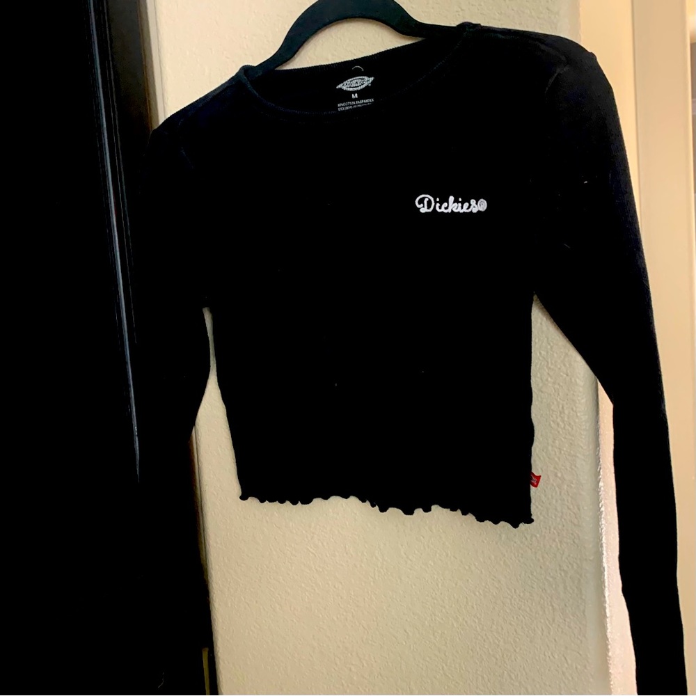 Dickies long-sleeved crop top size medium